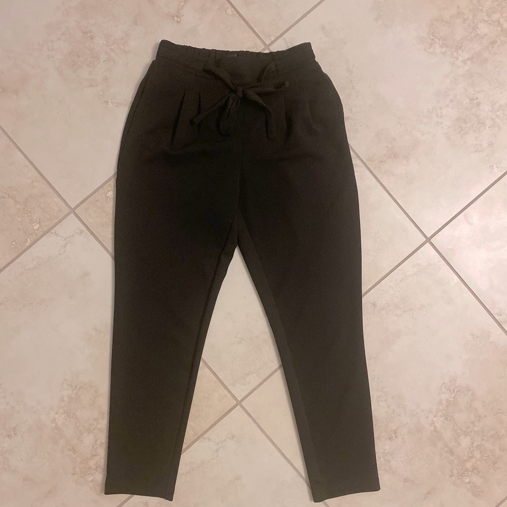 Black Streatwear Society Pants, ankle length, size XS, business-casual. Like new